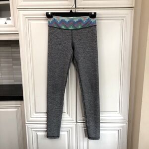 Reversible Ivivva by Lululemon girls leggings 🍋